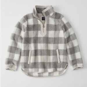 Abercrombie & Fitch Gray and White Plaid Sweater